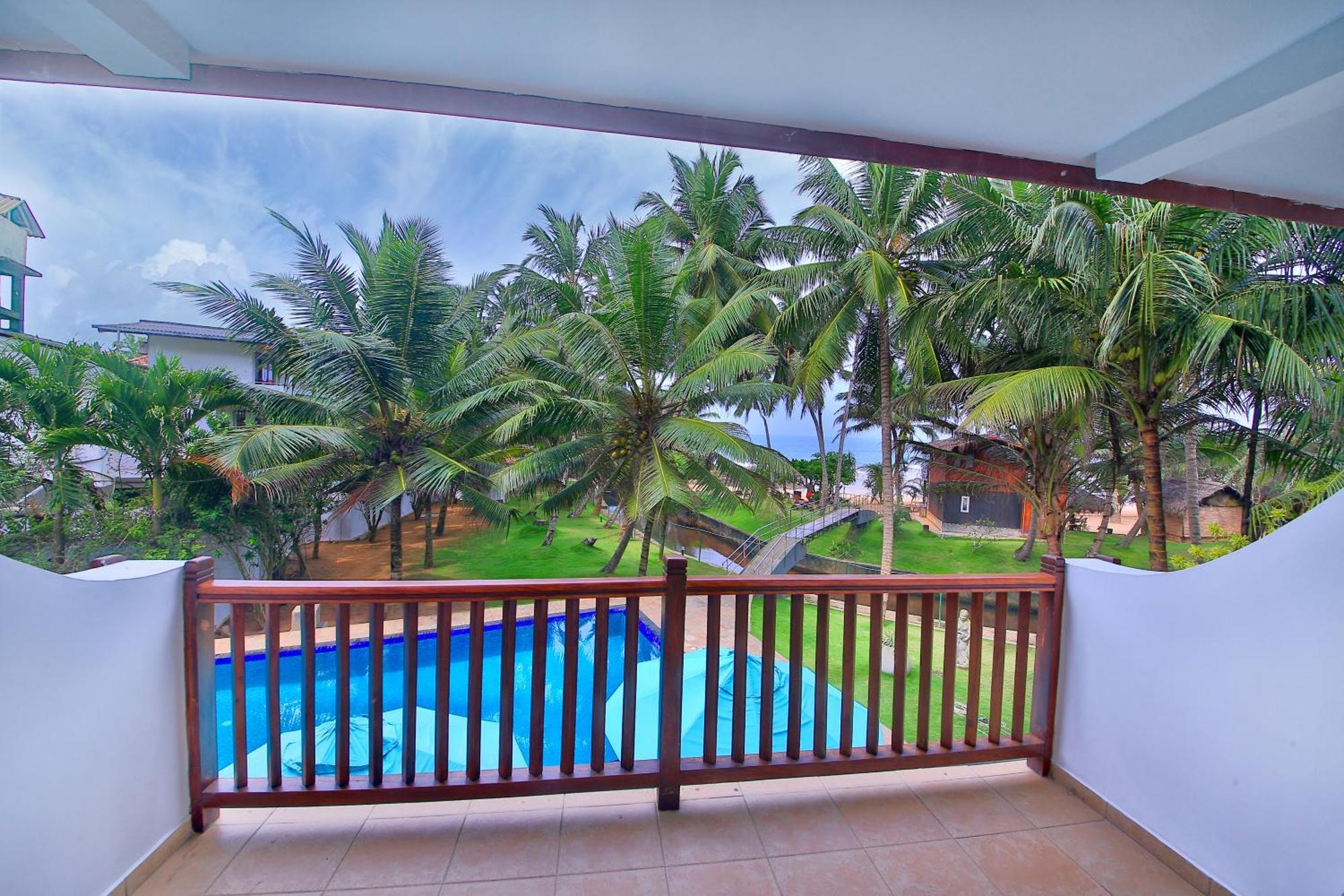 Rockside Beach Resort Bentota Buitenkant foto